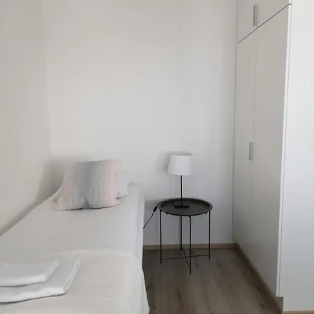 Spacious For 5 Lägenhet