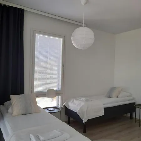 Lägenhet Spacious For 5